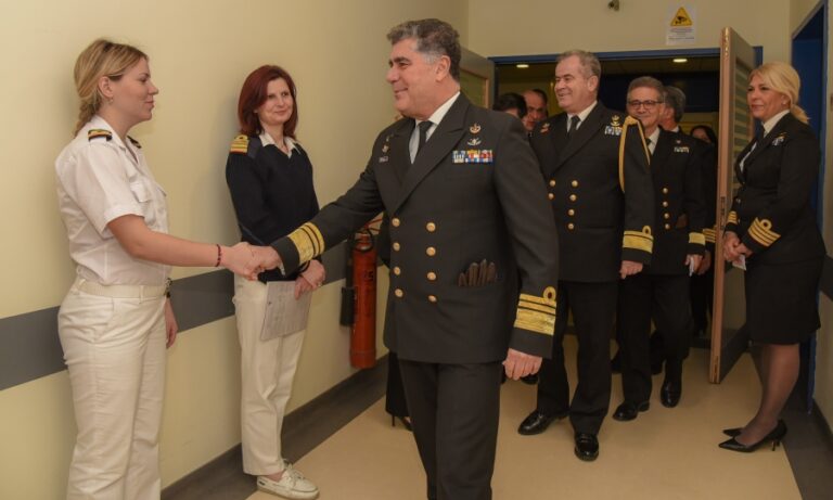 Επίσκεψη Αρχηγού ΓΕΝ στο Ναυτικό Νοσοκομείο Αθηνών