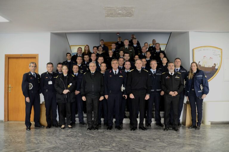 Επίσκεψη της Σχολής Εθνικής Ασφαλείας στο Αρχηγείο Στόλου